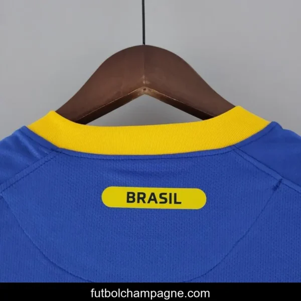 Retro 2010 Brazil Away Soccer Jersey - Image 23