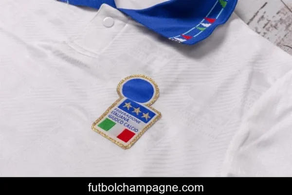 Retro 1994 Italy Away Soccer Jersey - Image 11