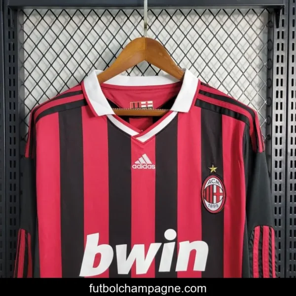 Retro Long Sleeve 2009-10 AC Milan Home Jersey - Image 10