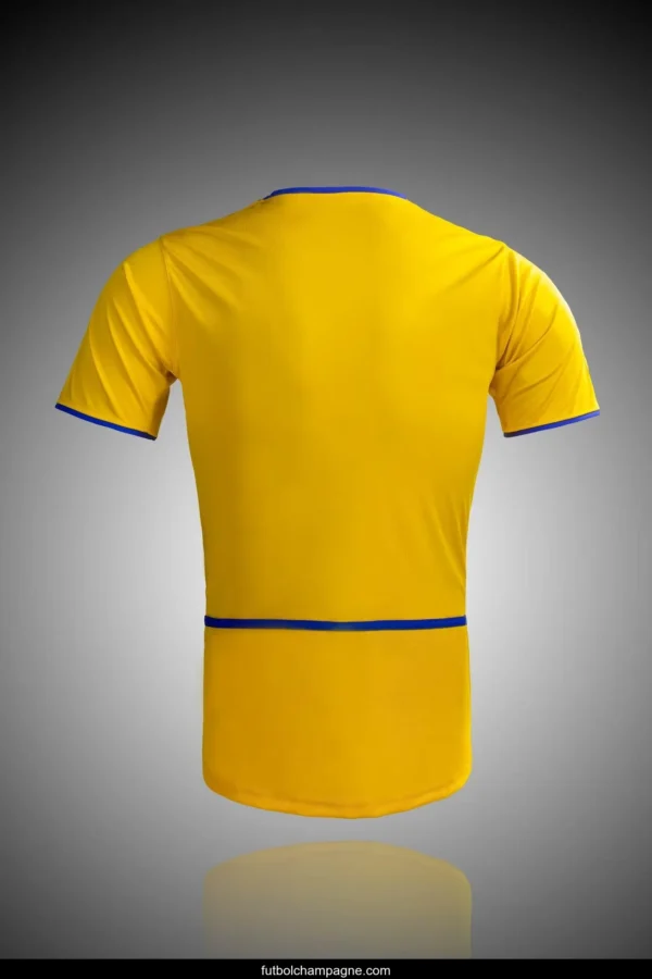 Retro 02_03 Leeds United Third Yellow Jersey - Image 11