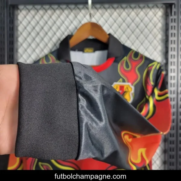 Retro 1998 Japan Goalkeeper Red Flame Jersey - Image 9