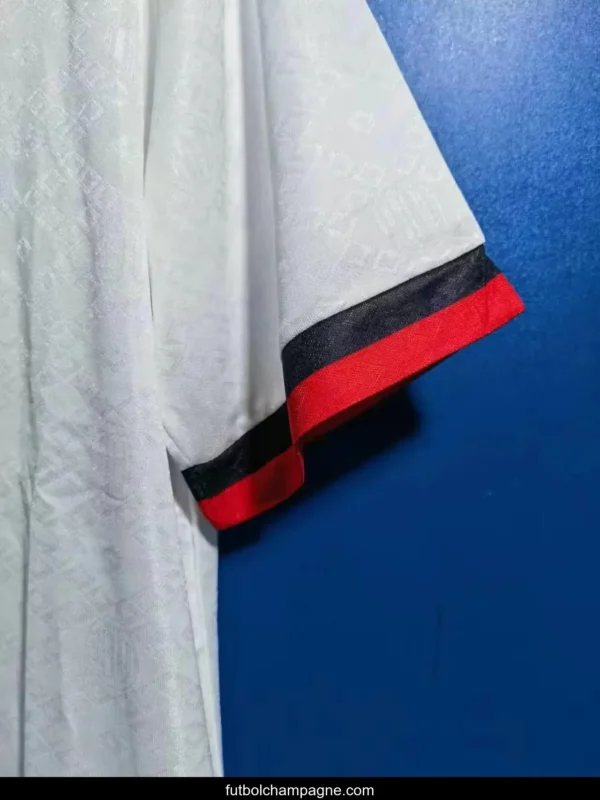Retro 88_89 AC Miilan Away White Jersey - Image 5
