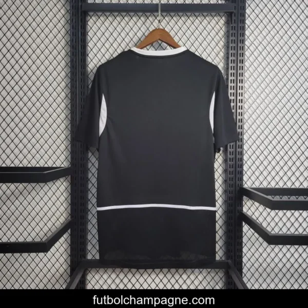 Retro 2002 Brazil Black Goalkeeper Jersey - Image 8