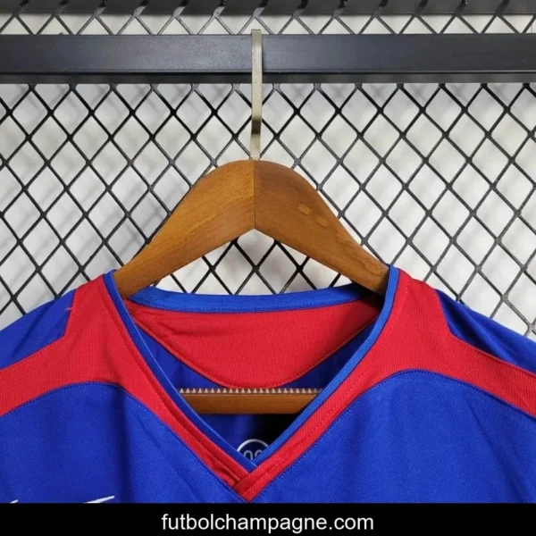 2005_06 Retro Manchester United Away Jersey - Image 9