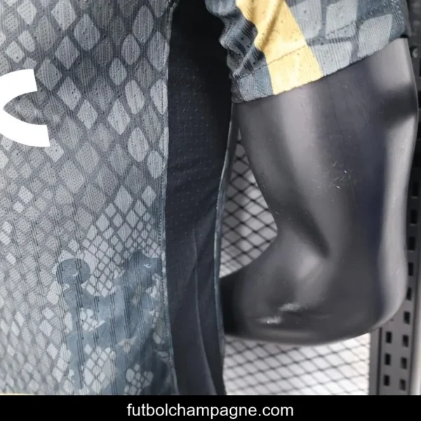 Player Version 25_26 Chelsea Bingx Black with Snake Pattern Design Jersey - Image 11