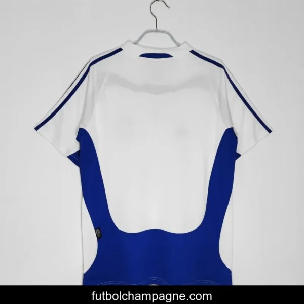 Retro 2004 Greece Away Soccer Jersey - Image 14